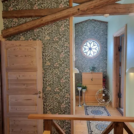 Find Den Indre Stilhed Pa Det Gamle Kornloft * Vejro