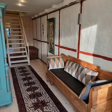 Find Den Indre Stilhed Pa Det Gamle Kornloft Vejro